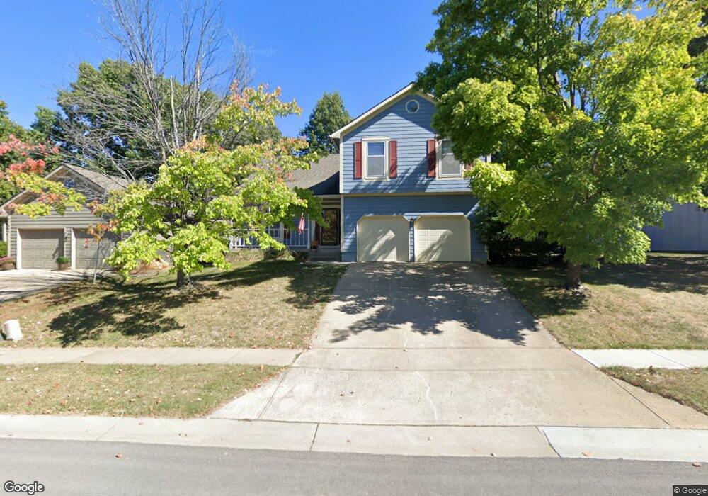 6793 Widmer Rd, Shawnee, KS 66216 - photo 1