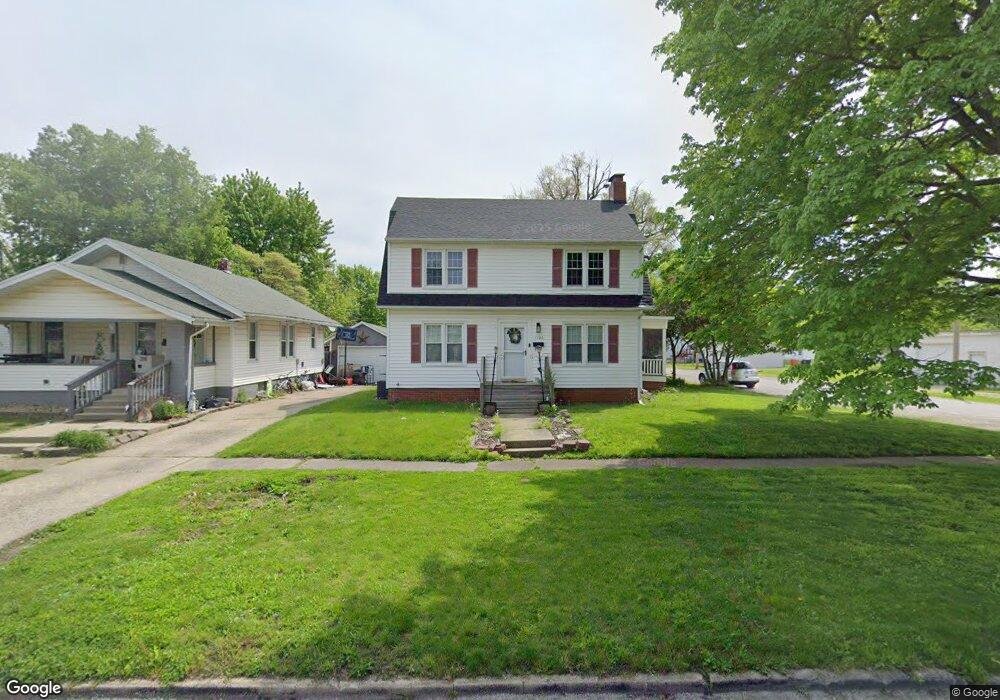 1120 S 16th St, Mattoon, IL 61938 - photo 1