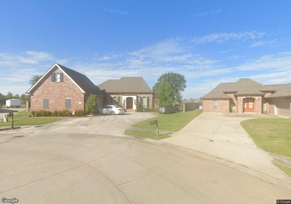 17 Cambridge Cir, Houma, LA 70364 - photo 1