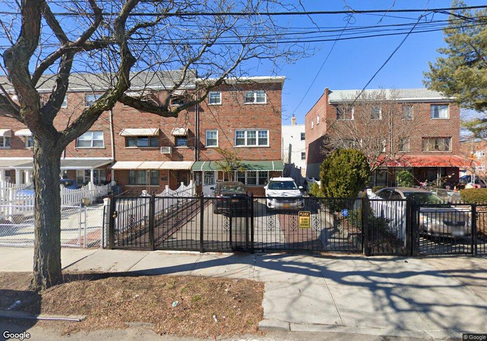 461 Leland Ave, Bronx, NY 10473 - photo 1