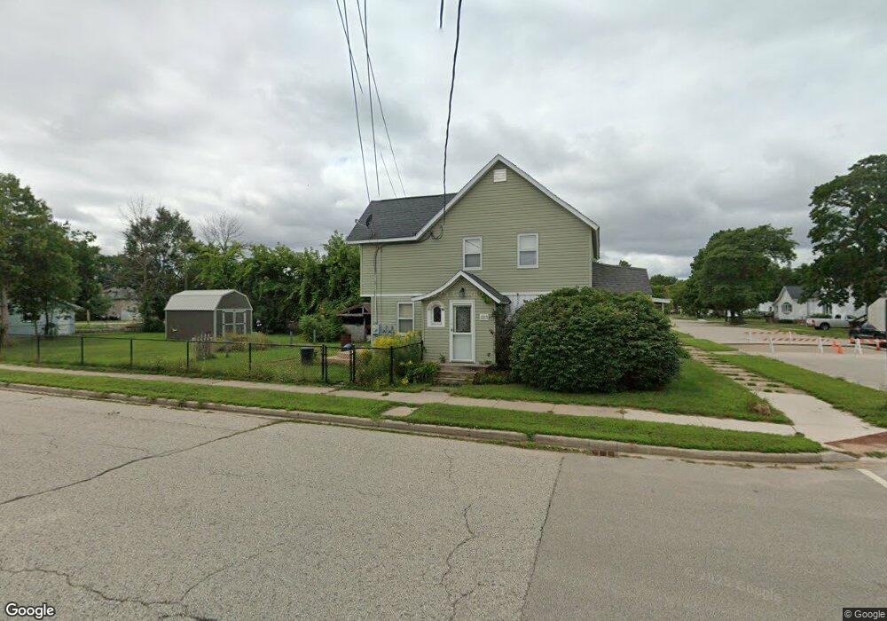 1113 20th St, Menominee, MI 49858 - photo 1