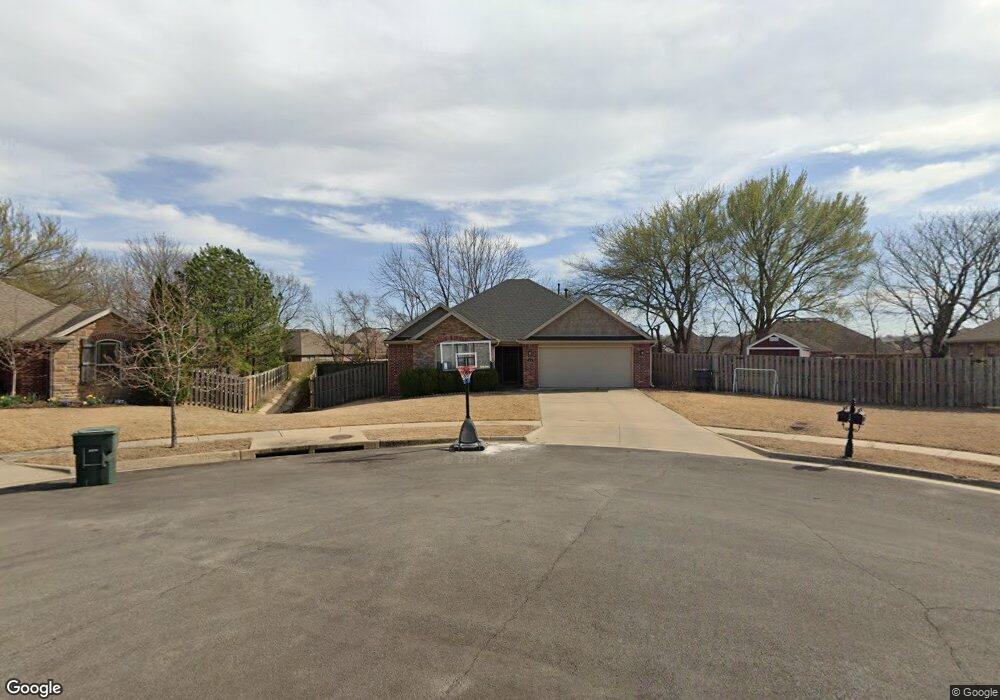 2831 W Miramar Dr, Fayetteville, AR 72704 - photo 1