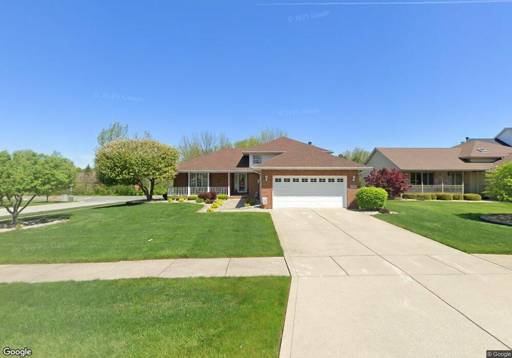 910 Doe Path Ln, Crown Point, IN 46307 - photo 1