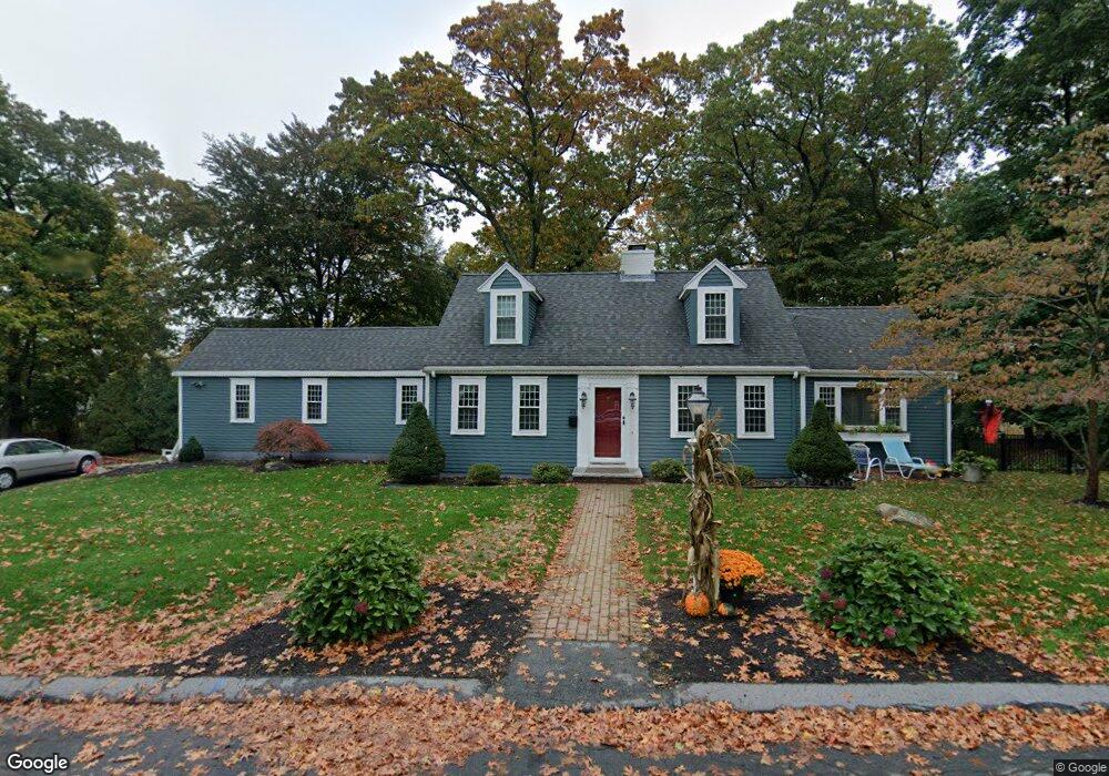 20 Overlake Rd, Wakefield, MA 01880 - photo 1