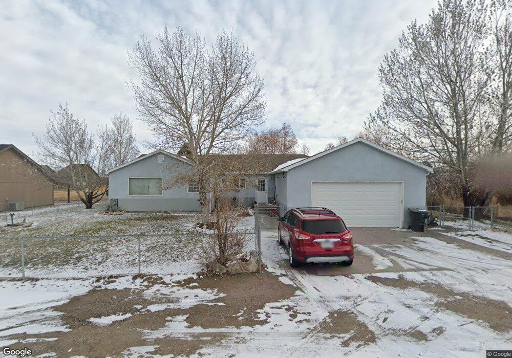 238 Robert St, Cody, WY 82414 - photo 1