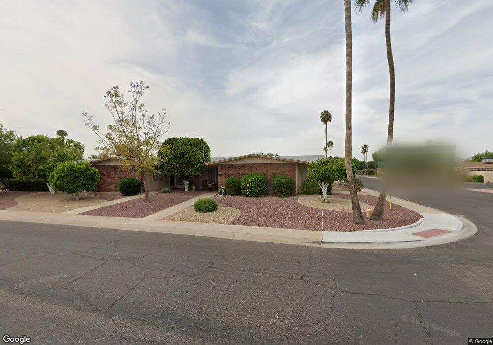 10402 W Ocotillo Dr, Sun City, AZ 85373 - photo 1