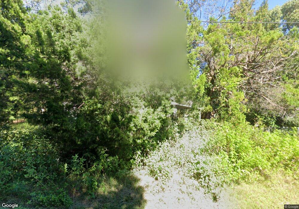 538 Pine St, Blackshear, GA 31516 - photo 1