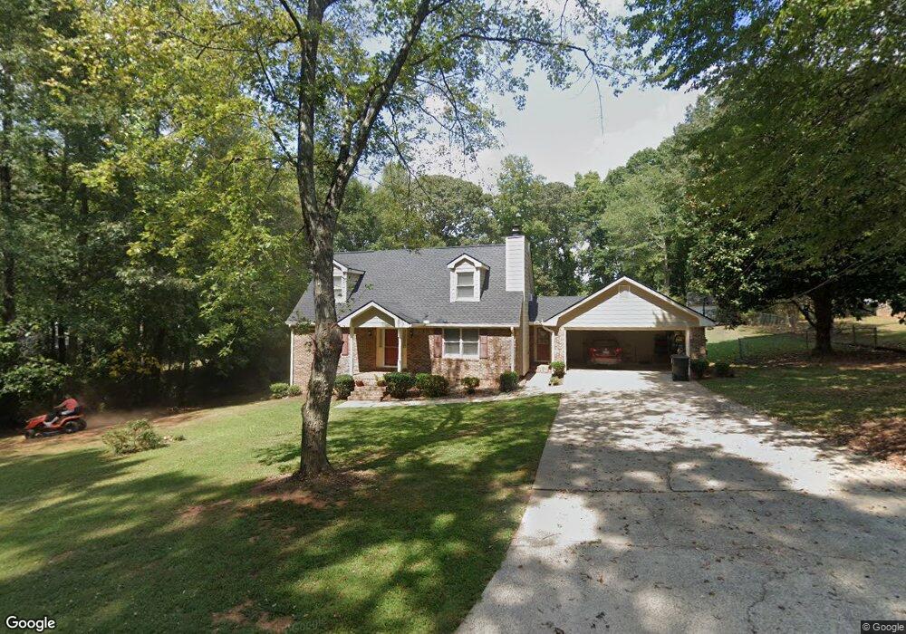 170 W Triple Tree Dr, Carrollton, GA 30117 - photo 1