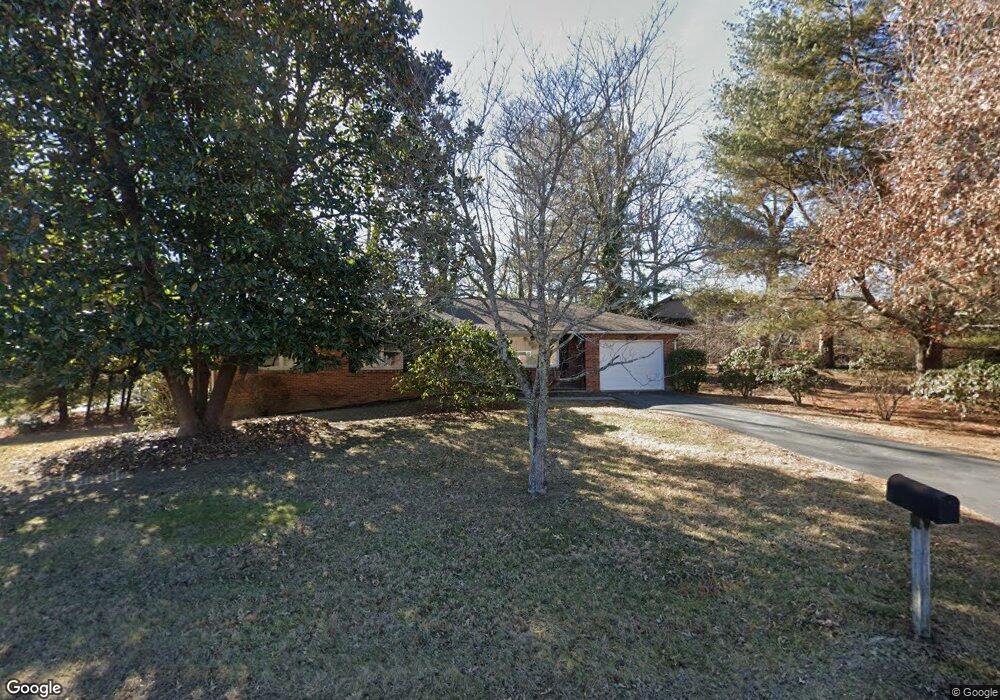 105 Oakwood Place, Hendersonville, NC 28792 - photo 1