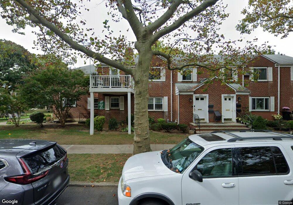 26067 75th Ave unit G-2, Glen Oaks, NY 11004 - photo 1