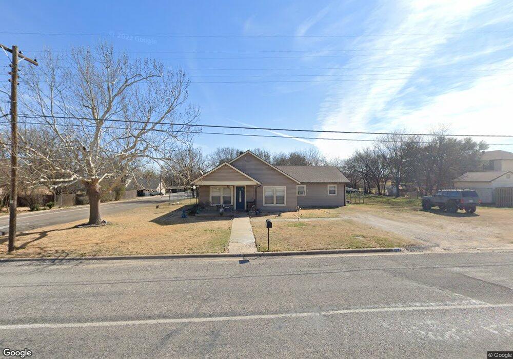 1403 S College Ave, Decatur, TX 76234 - photo 1