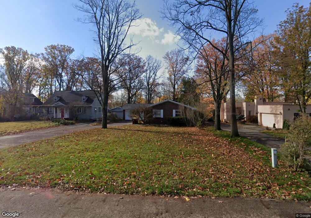 2717 W Libbie Dr, Lansing, MI 48917 - photo 1