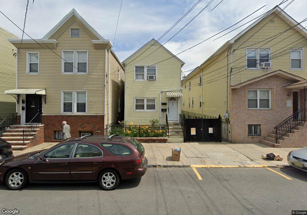 181 New York Ave, Newark, NJ 07105 - photo 1