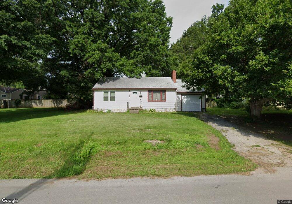 5436 Monrovia St, Shawnee, KS 66216 - photo 1