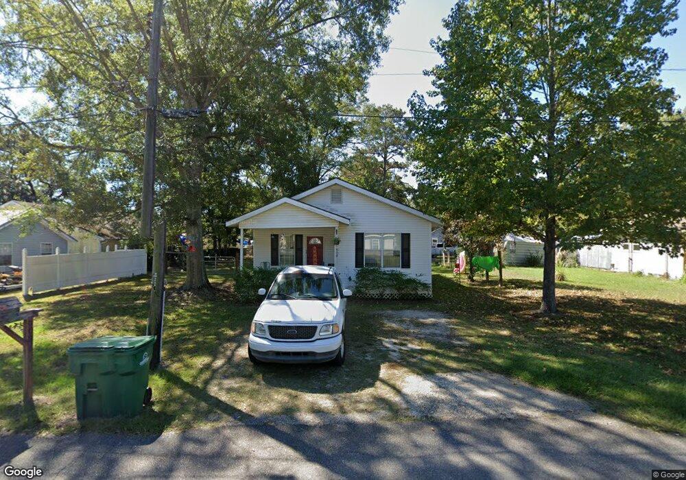 608 Second St, Picayune, MS 39466 - photo 1