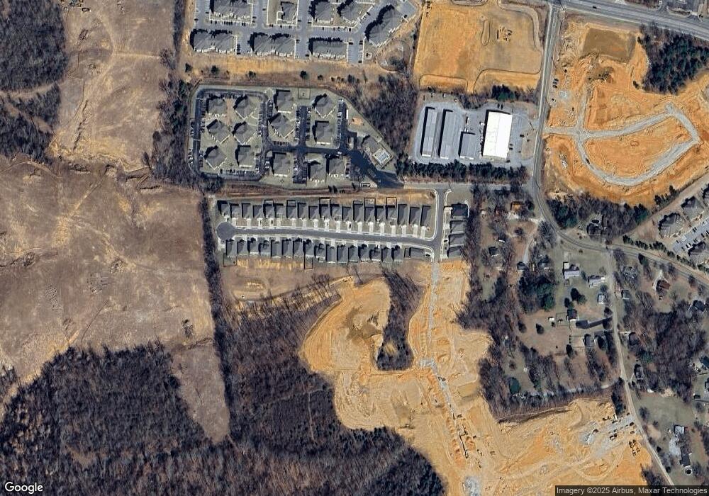 113 Harvest Cir, Dickson, TN 37055 - photo 1