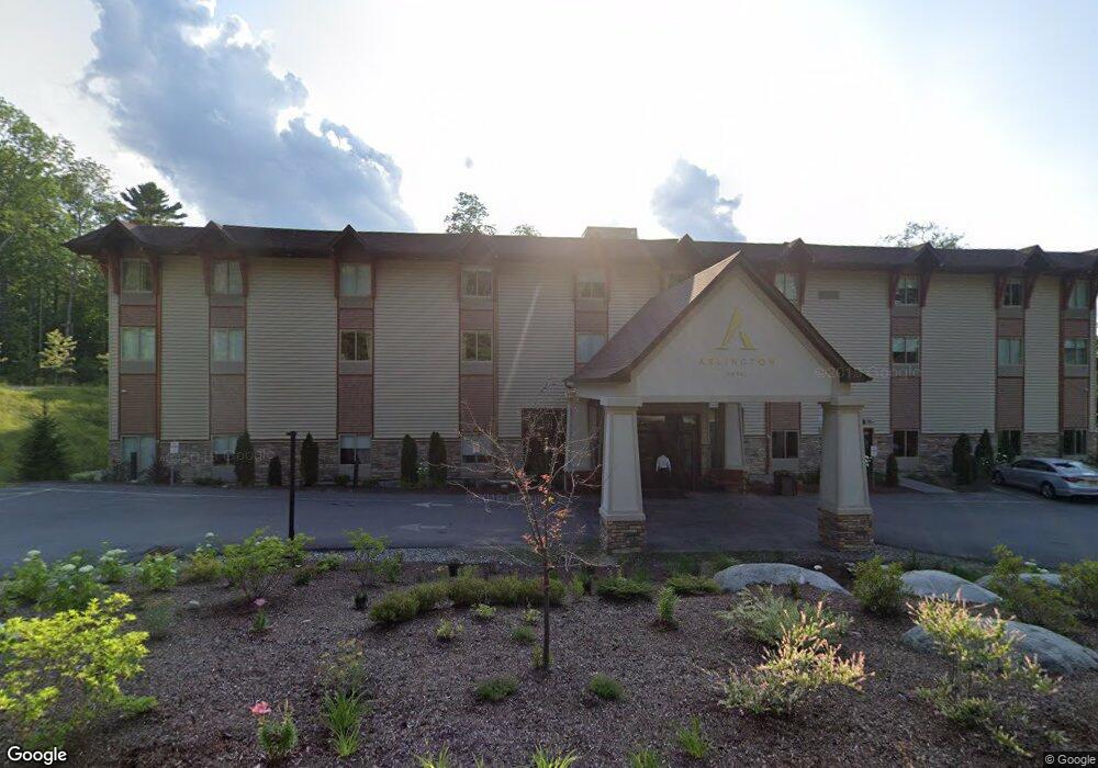 30 Arlington St, Bethlehem, NH 03574 - photo 1