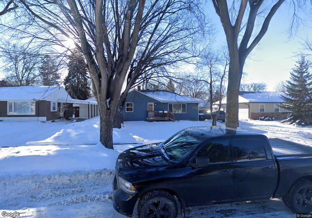 1014 14th Ave S, Fargo, ND 58103 - photo 1