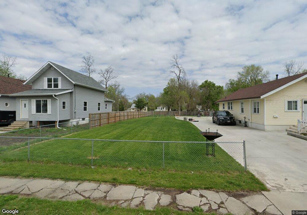 1931 Franklin Ave, Des Moines, IA 50314 - photo 1