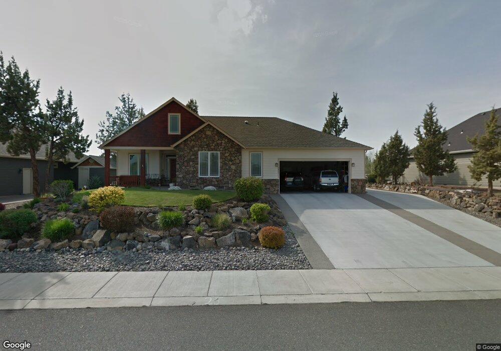 3849 SW Tommy Armour Ln, Redmond, OR 97756 - photo 1