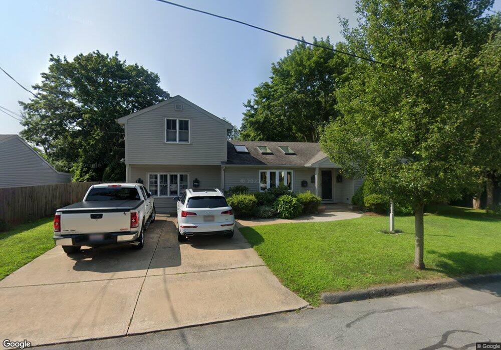 5 Faith Ave, Fairhaven, MA 02719 - photo 1