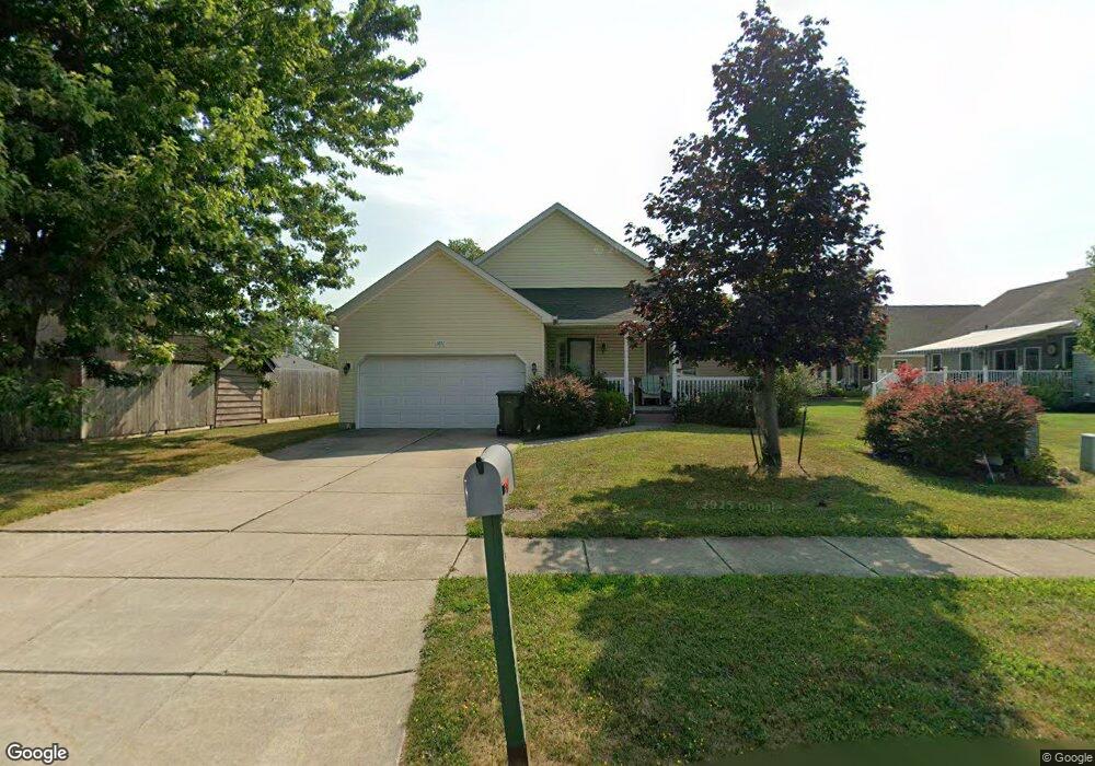 1051 Wayne Ave, North Tonawanda, NY 14120 - photo 1