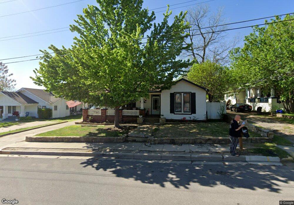 312 E Oak St, Weatherford, TX 76086 - photo 1