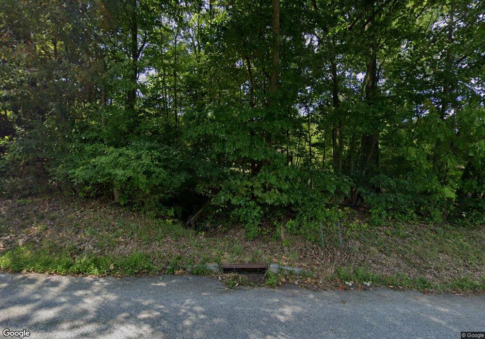 447 Buckhorn Dr, Belvidere, NJ 07823 - photo 1