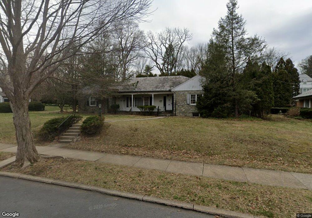 1223 Parkside Dr N, Reading, PA 19610 - photo 1