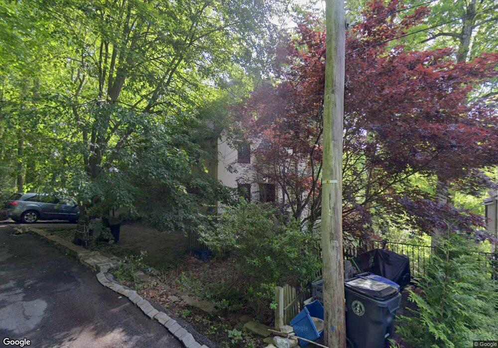 32 Sherwood Place, Scarsdale, NY 10583 - photo 1