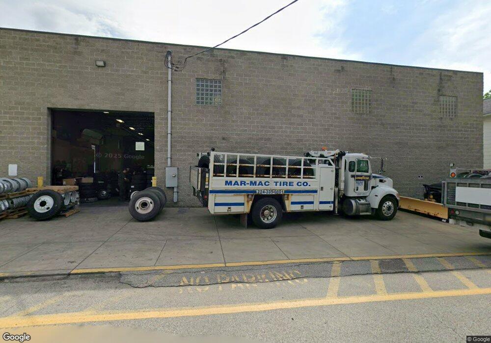 328 Main St, New Kensington, PA 15068 - photo 1