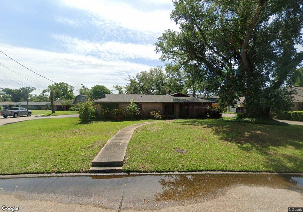 616 Orchard Dr, Lake Charles, LA 70605 - photo 1