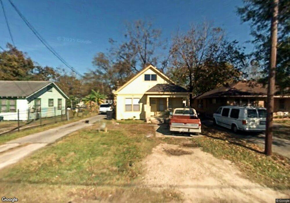 409 Caplin St, Houston, TX 77022 - photo 1