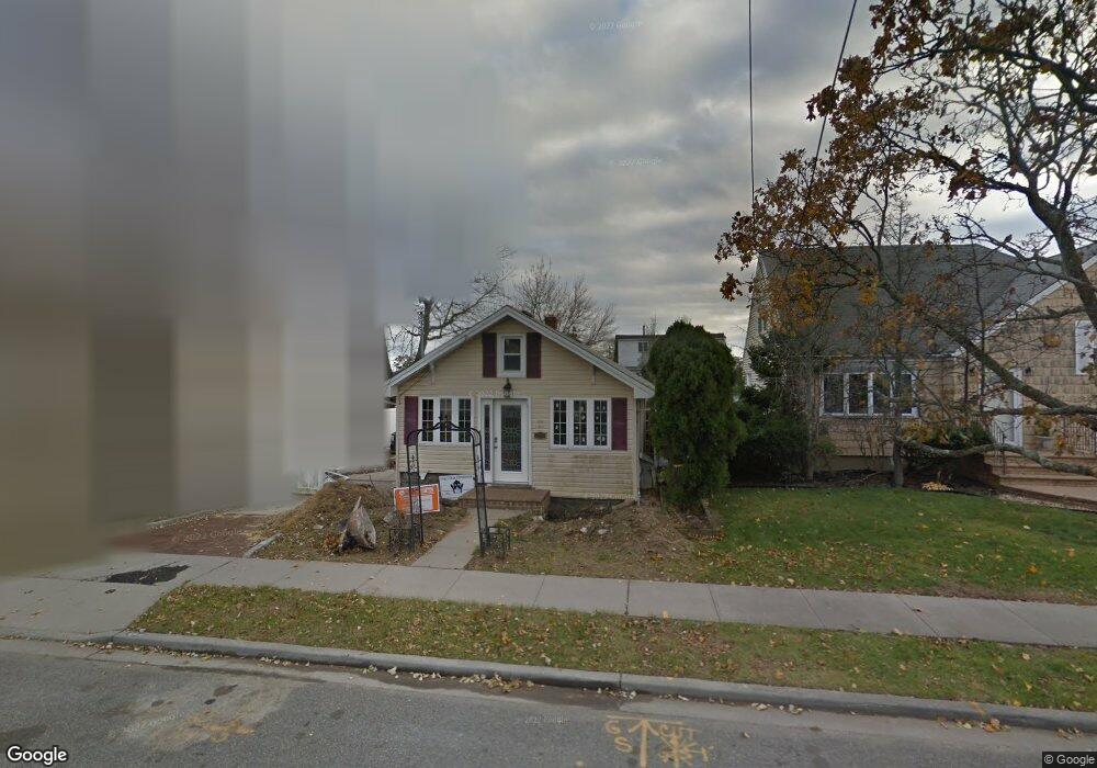 694 Arthur St, Baldwin, NY 11510 - photo 1