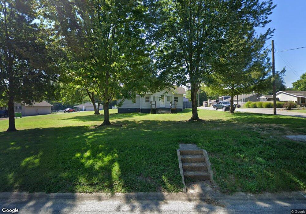 1105 Dorris Heights Rd, Harrisburg, IL 62946 - photo 1