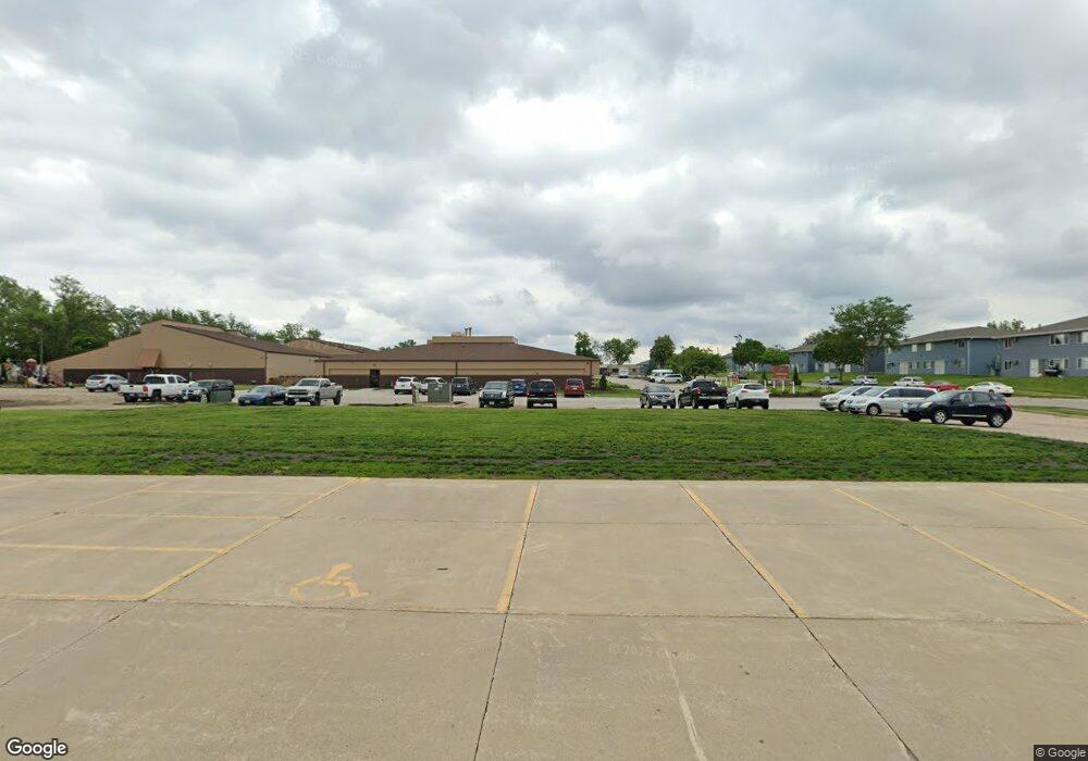 2129 Wiley Blvd SW, Cedar Rapids, IA 52404 - photo 1