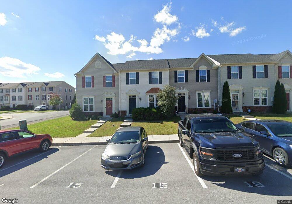 15 Mississippi Point, Falling Waters, WV 25419 - photo 1