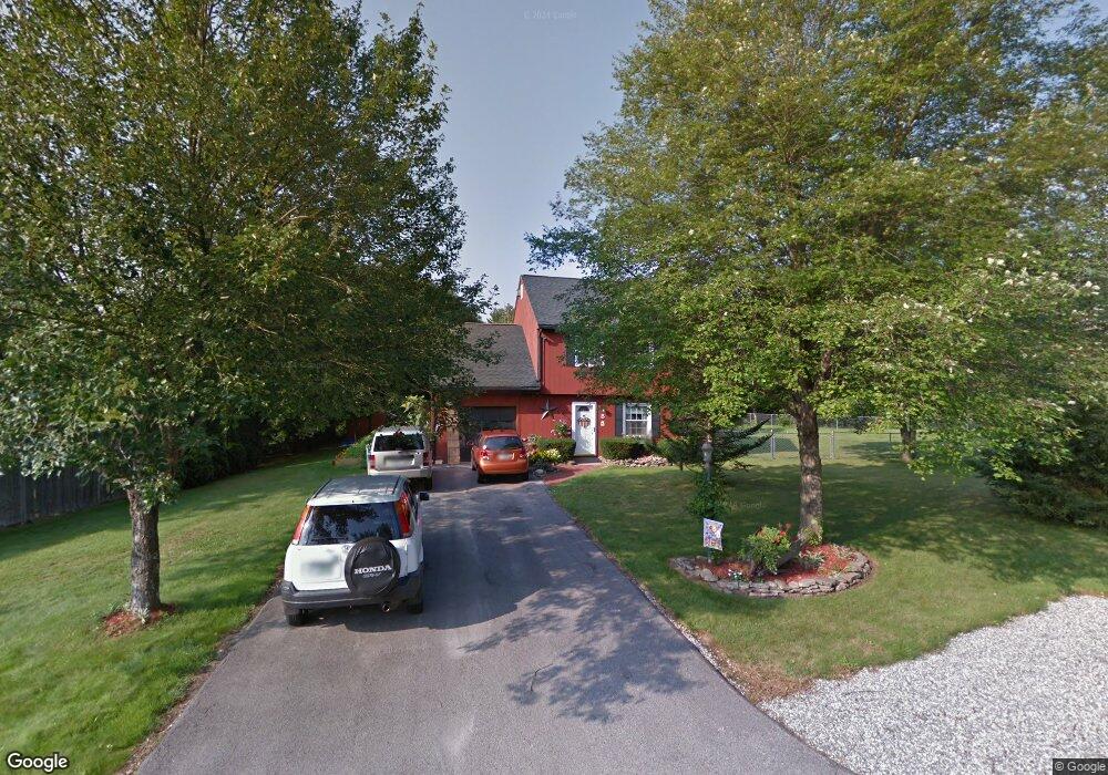 8 Barlow Ln, MerriMacK, NH 03054 - photo 1