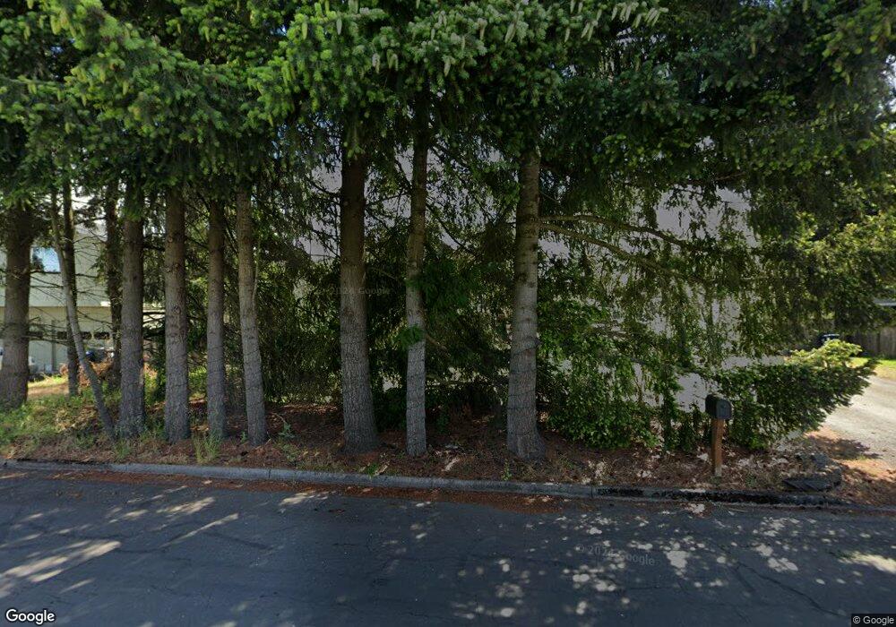 573 Honeysuckle Ln, Eugene, OR 97401 - photo 1