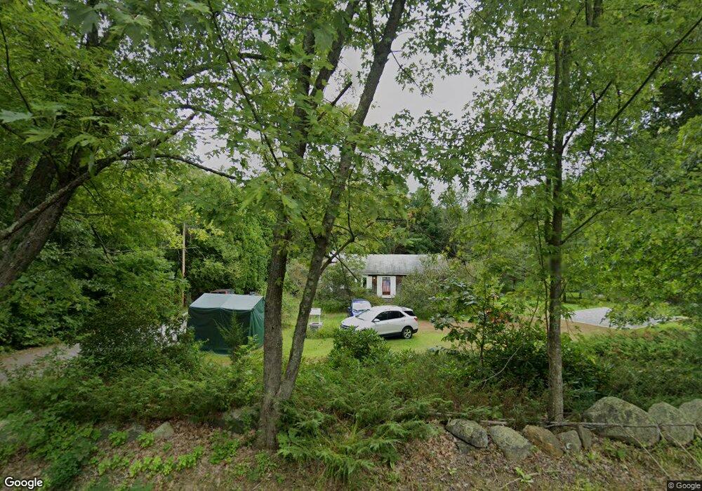 41 Maple Ave, Newton, NH 03858 - photo 1