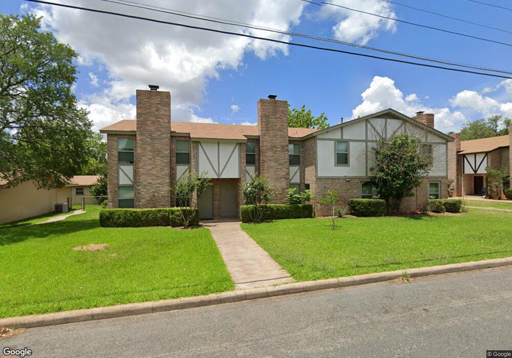 105 Frederick Rd, Fredericksburg, TX 78624 - photo 1