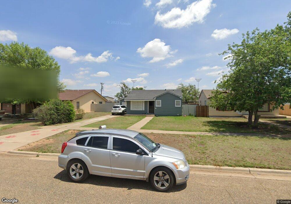 1306 Travis St, Plainview, TX 79072 - photo 1
