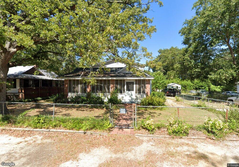 932 Raleigh St, West Columbia, SC 29169 - photo 1