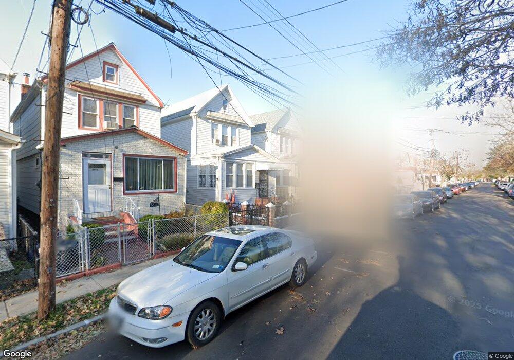 15041 116th Rd, Jamaica, NY 11434 - photo 1