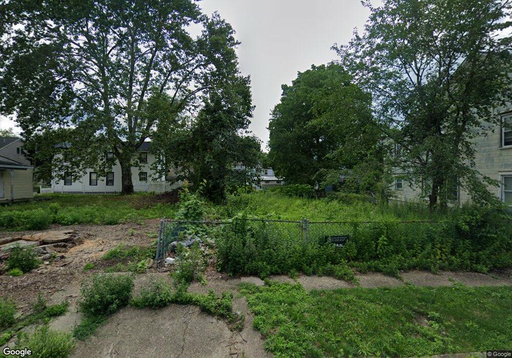 227 Laurel St, Beverly, NJ 08010 - photo 1