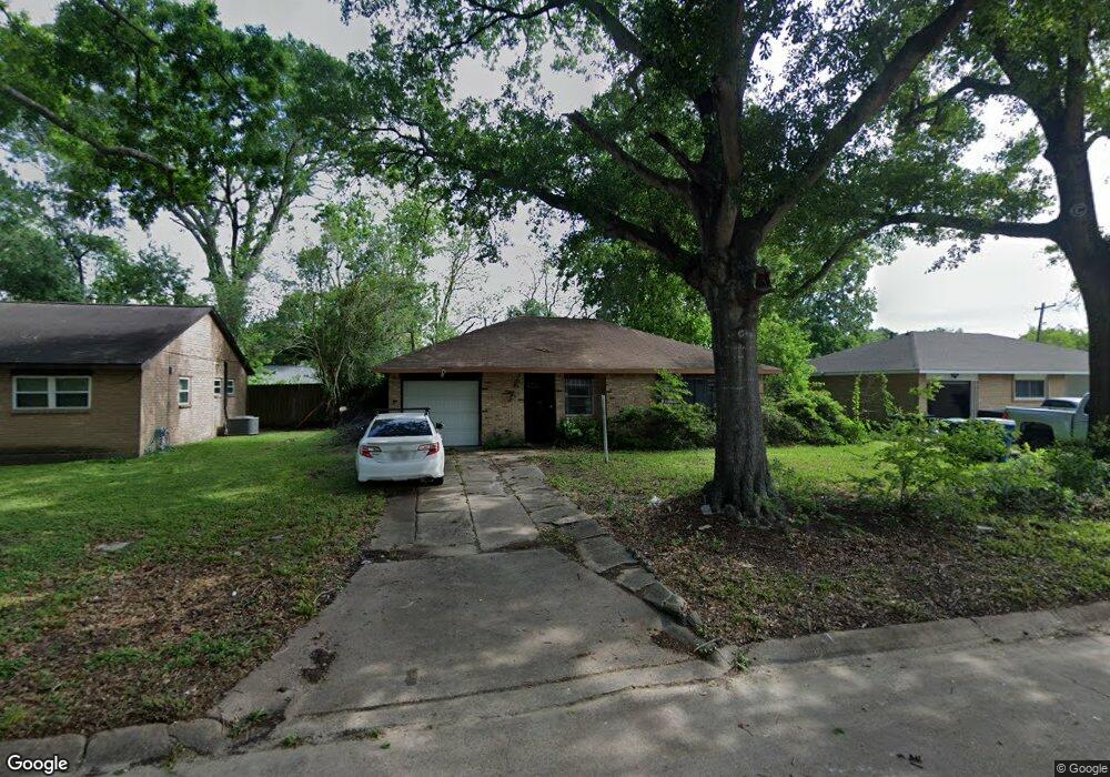 5726 Melanite St, Houston, TX 77053 - photo 1