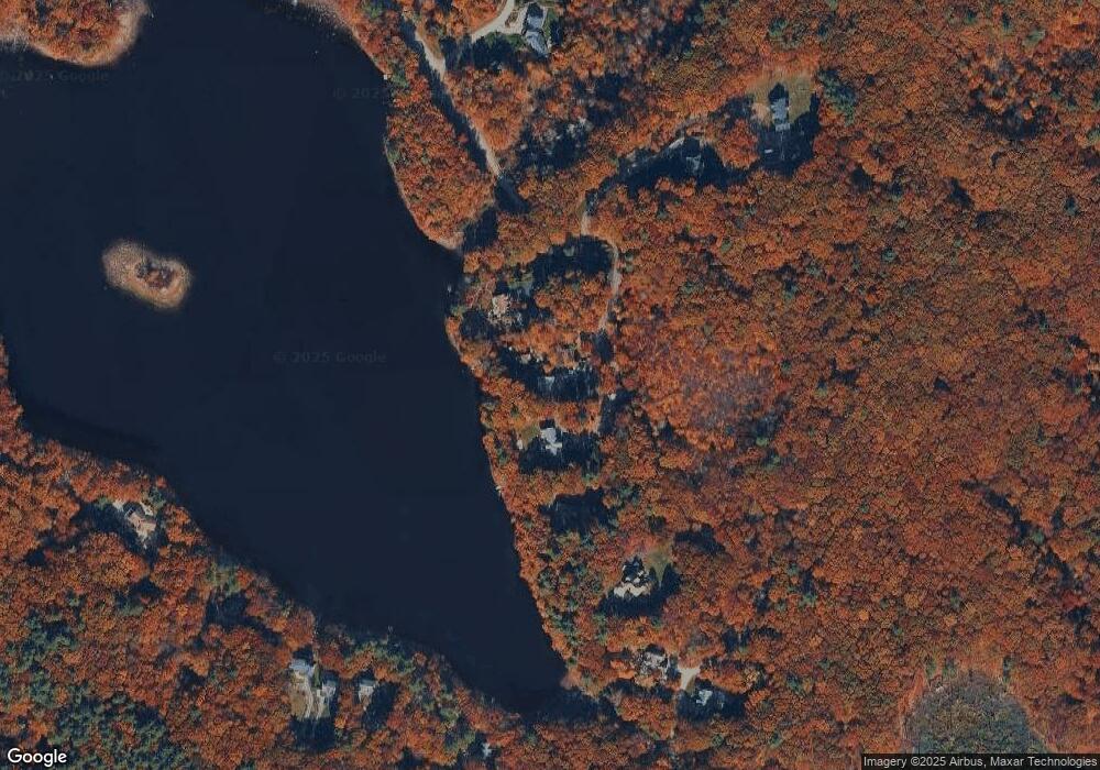 2 Dogwood Ln, North Reading, MA 01864 - photo 1