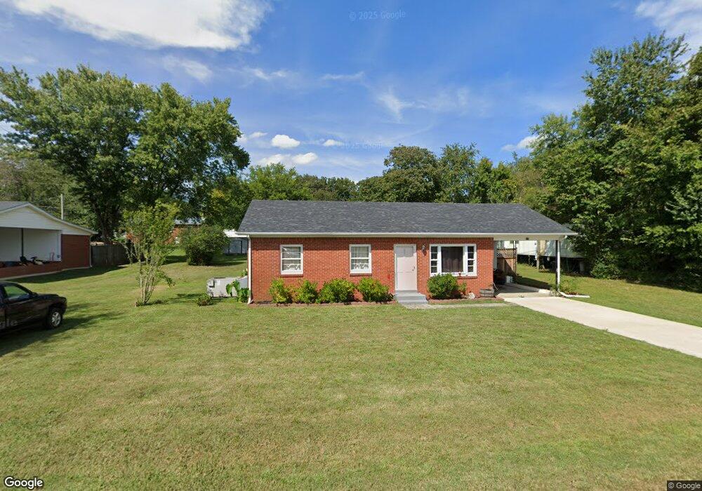 115 College Ave, Linden, TN 37096 - photo 1