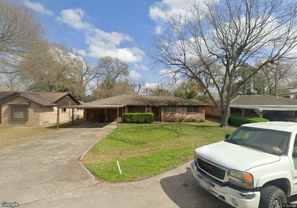 9206 Melrose St, Houston, TX 77022 - photo 1