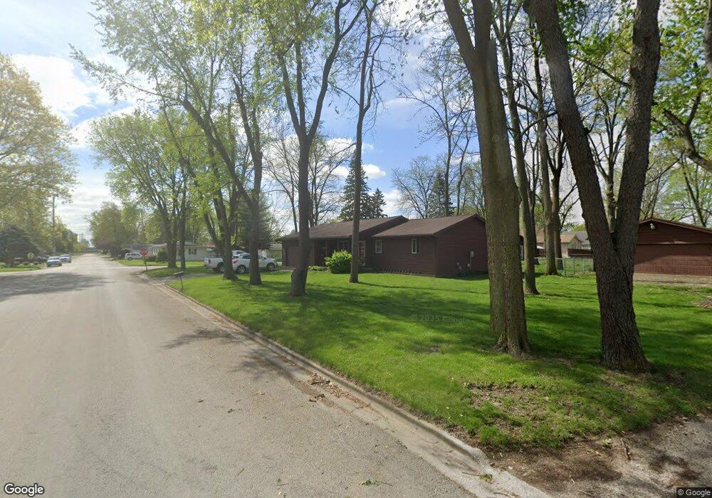 105 Ophir Ave, Lincoln, IL 62656 - photo 1